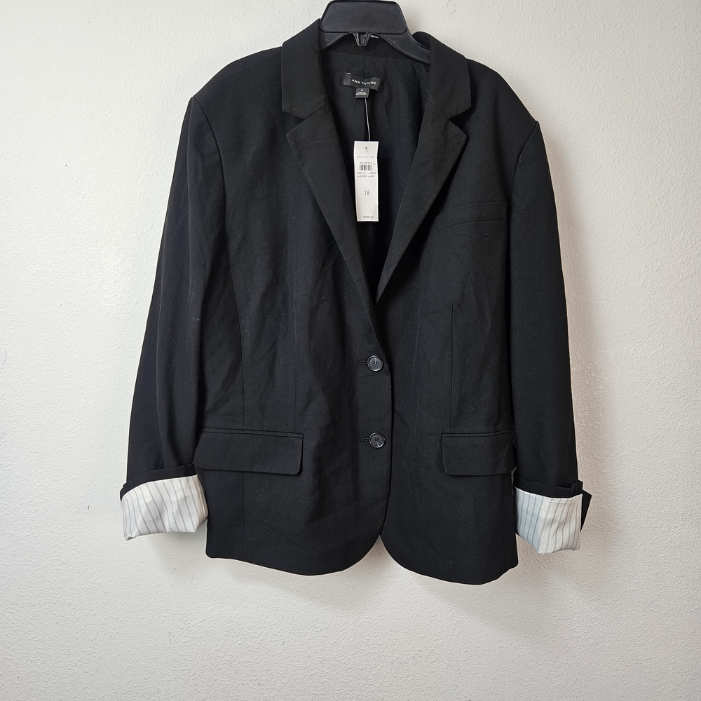 Ann Taylor Plus Two Button Blazer Size 18 Black NWT Office Capsule Wardrobe